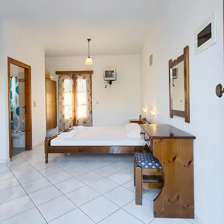 Saint Nicolas Αρκάσα