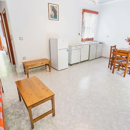 Saint Nicolas Αρκάσα