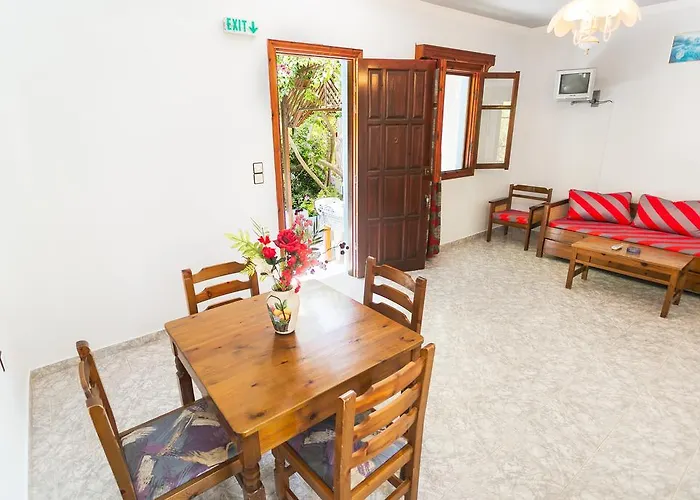 Saint Nicolas بيت ضيافة 4*