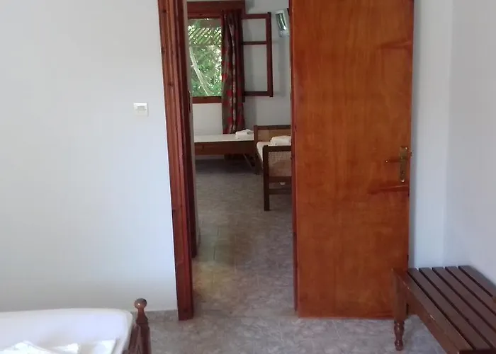 Saint Nicolas بيت ضيافة 4*